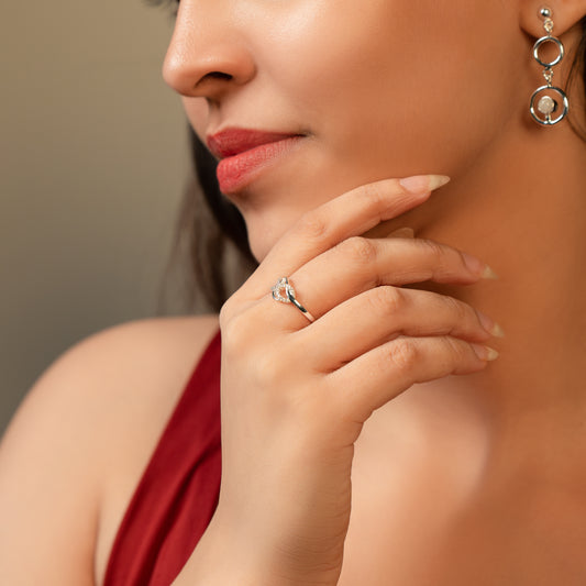 Queen Adjustable Ring