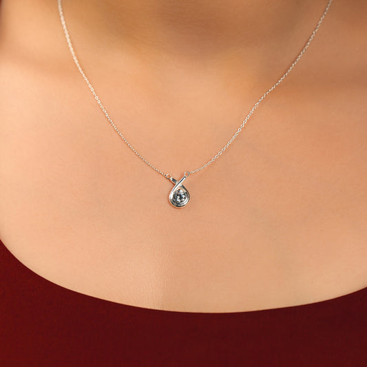 Solitaire Chain Pendant