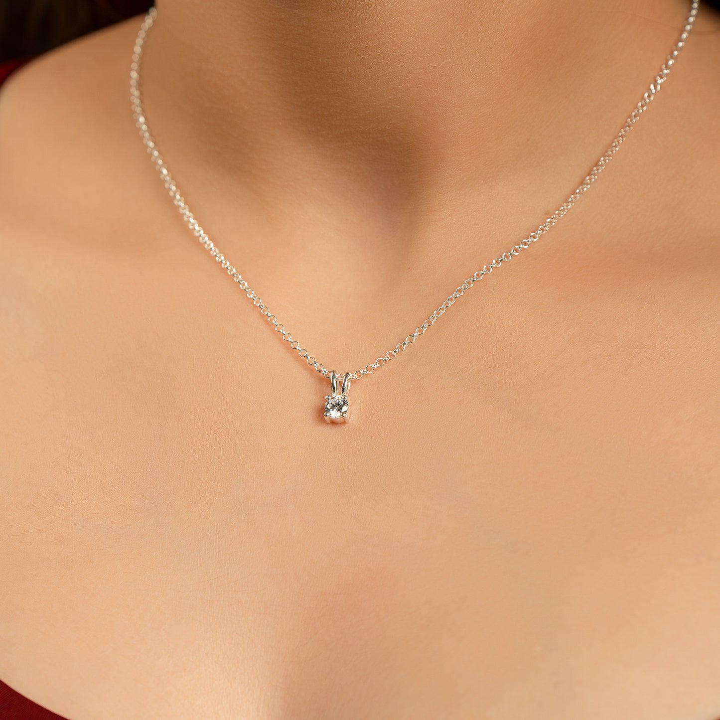 Solitaire Chain Pendant