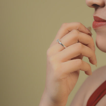 Queen Solitaire Ring